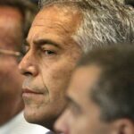 Starannie zaaranżowana spontaniczność „szokującej” publikacji akt Epsteina